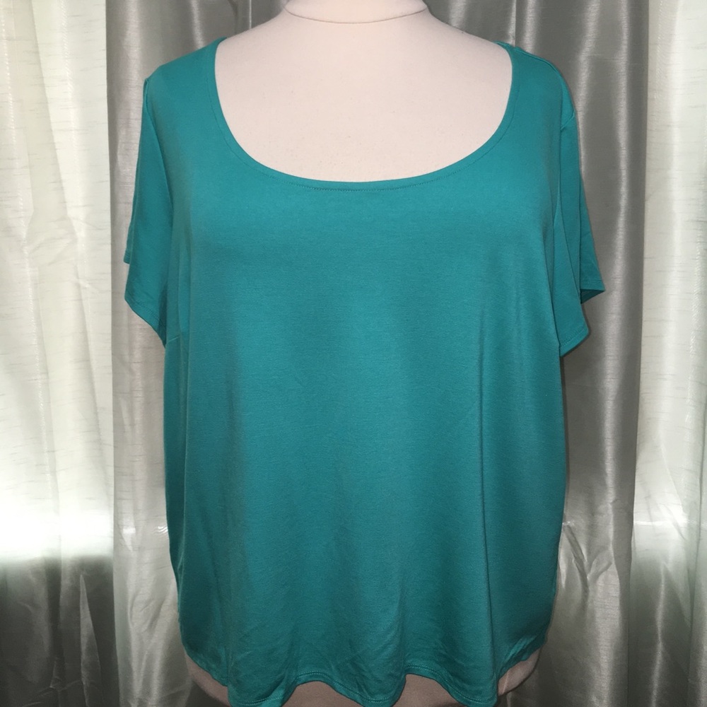 Torrid shirt size 5